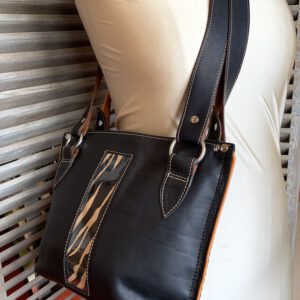 Frégate Noir & Tigré