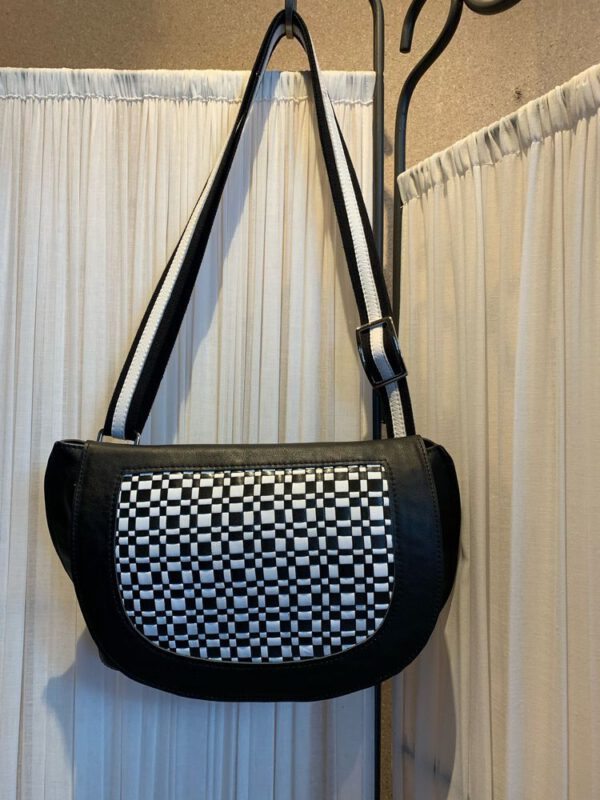 La Besace d'Ivy Noir Rabat en Damier