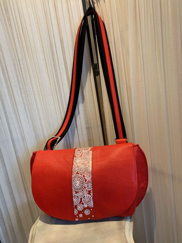 La Besace d'Ivy Rouge pointilliste